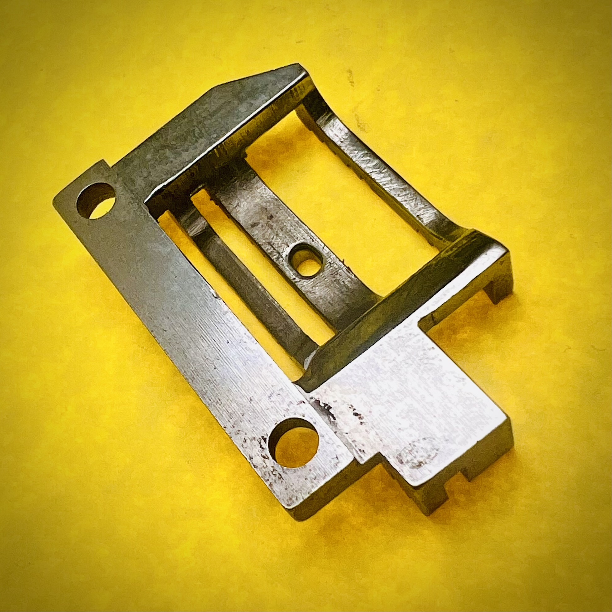 0212 11042 - Transporteur