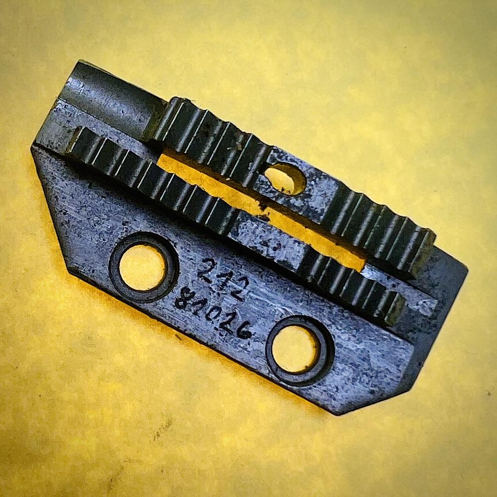 21281026 - TRANSPORTEUR